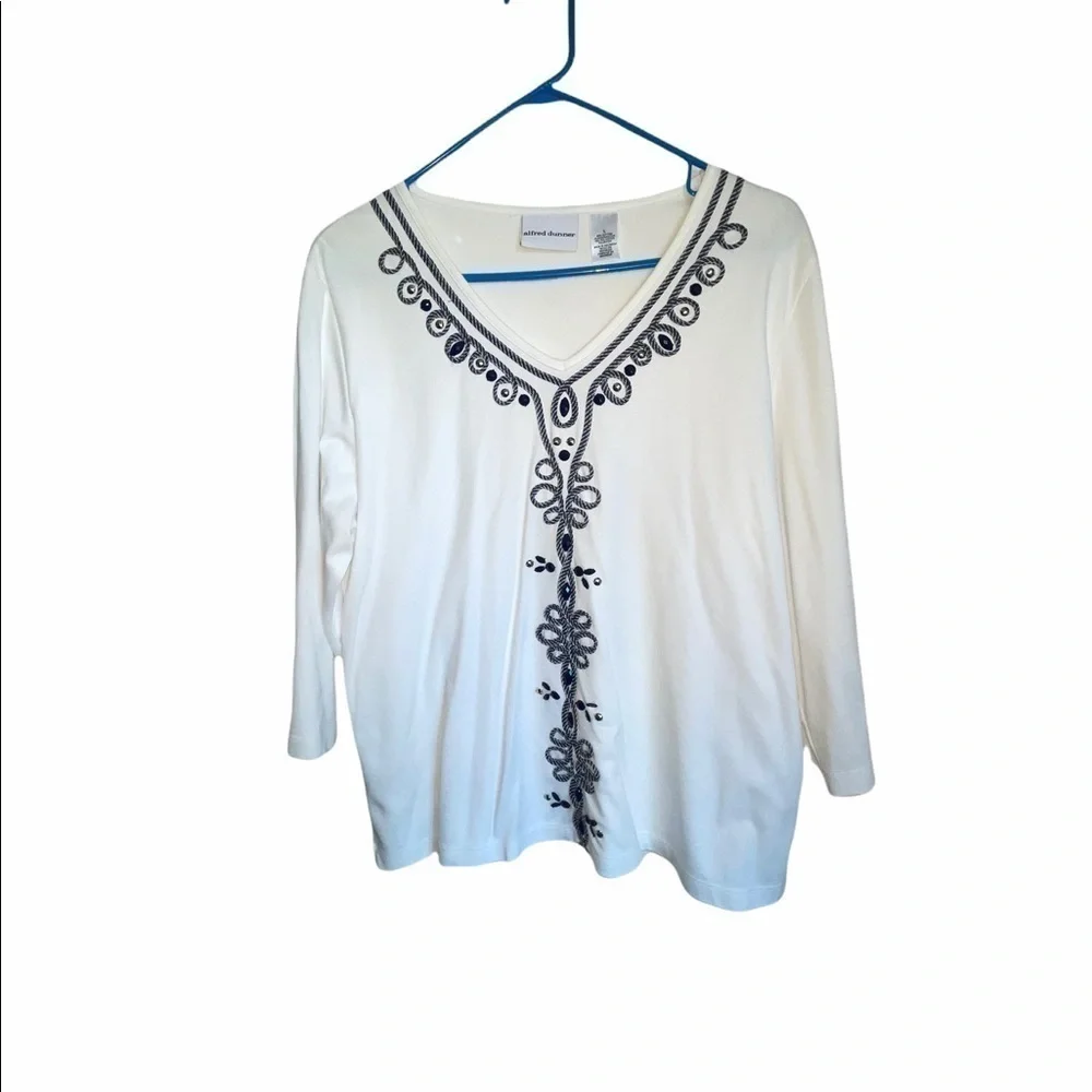 Alfred Dunner Embellished Top Size Large - Picture 6 of 7